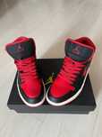 Jordan barbati marimea 40 piele