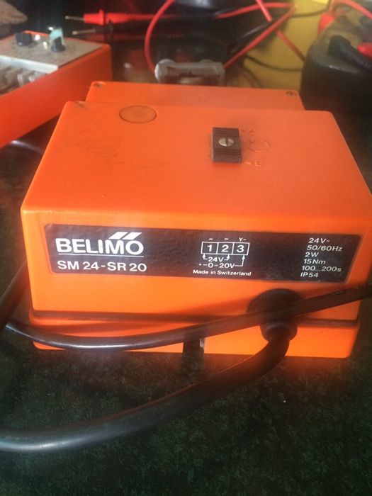 Acuator și range controler