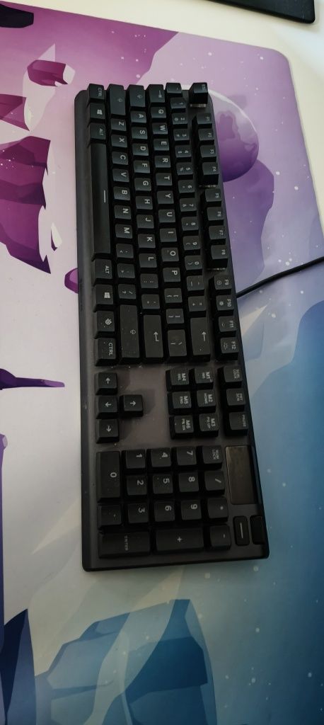 Tastatura gaming steelseries apex 5