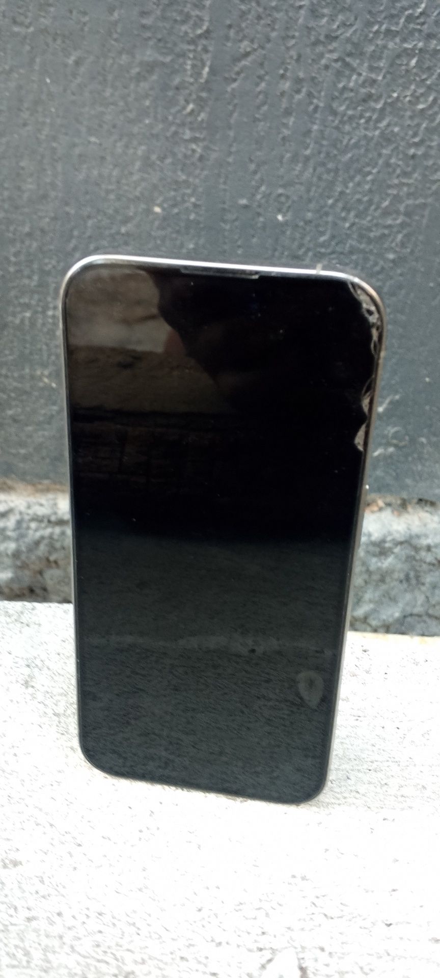 iPhone 15  prooo