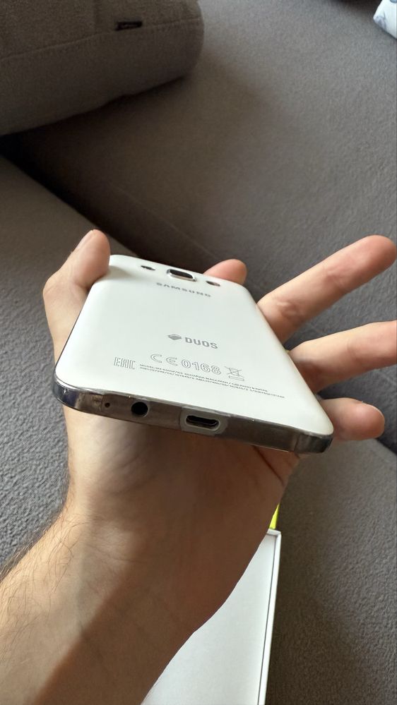 Samsung galaxy e5