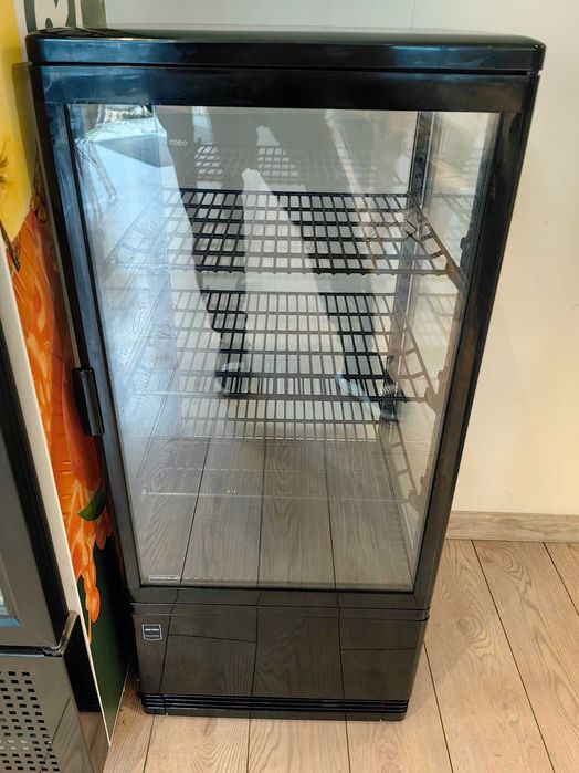 Хладилна витрита, сладкарска