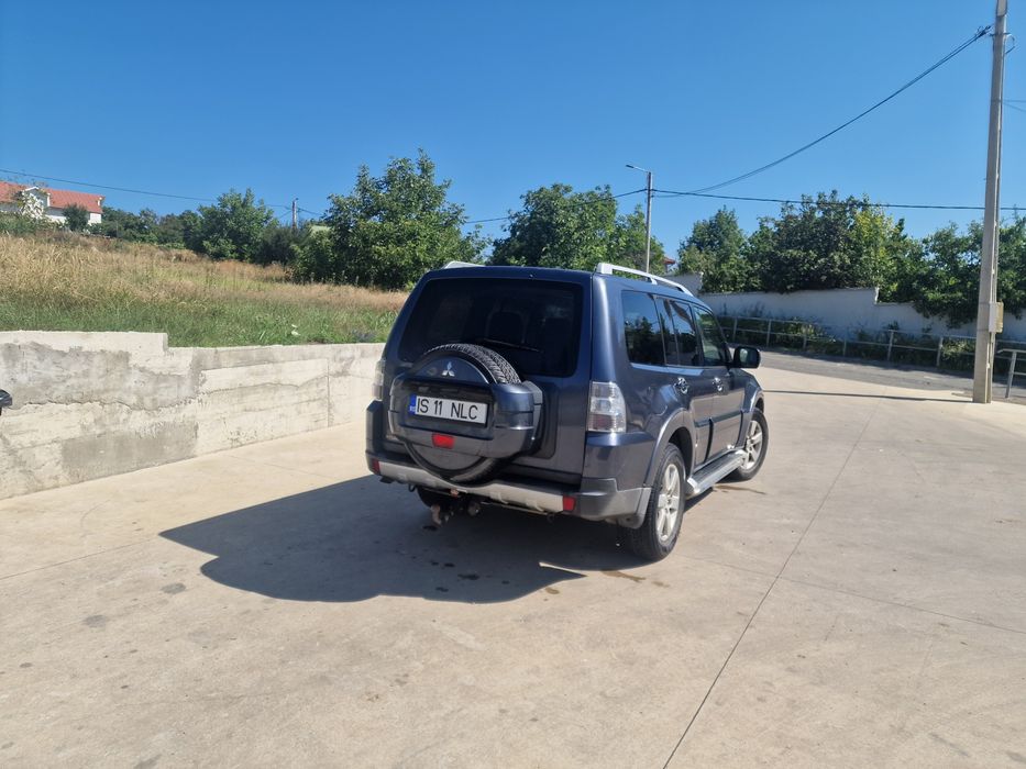 Mitsubishi Pajero 3.2