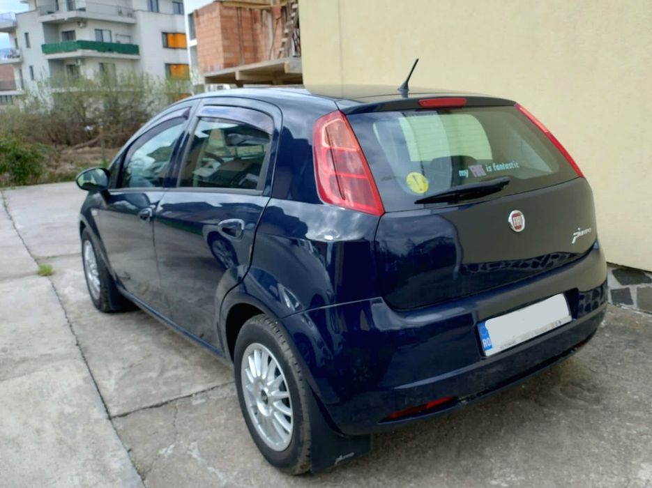 Masina Fiat Punto