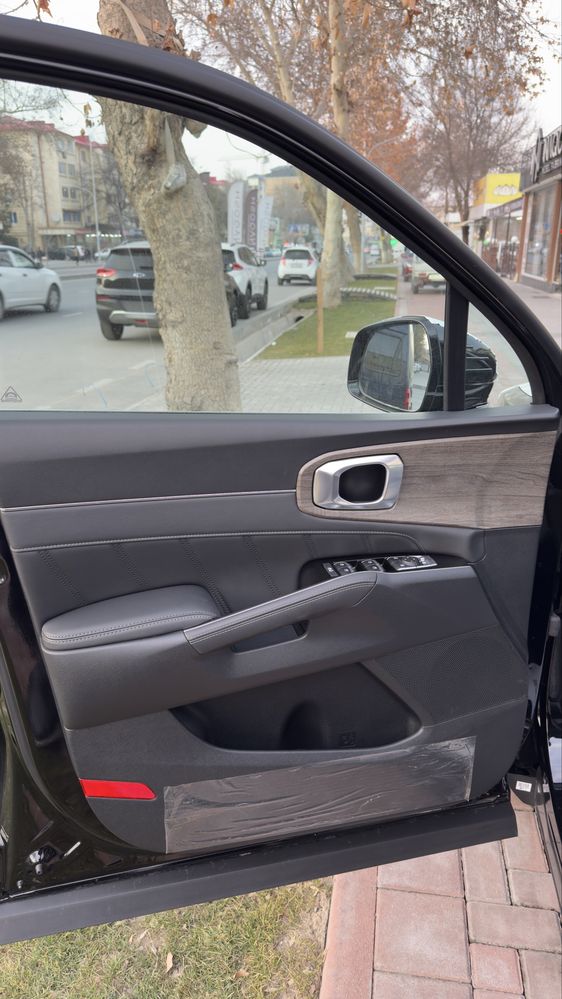 Kia sorento yangi 7 kishilik