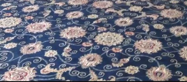 Ковер шелковый овальный