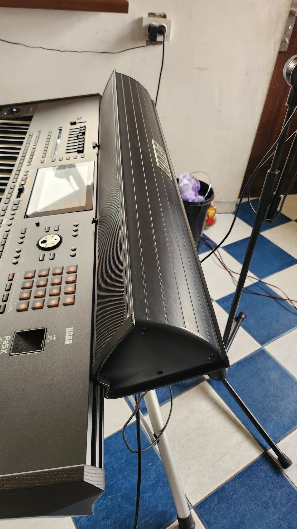 Boxă pentru orgă Korg detașabilă