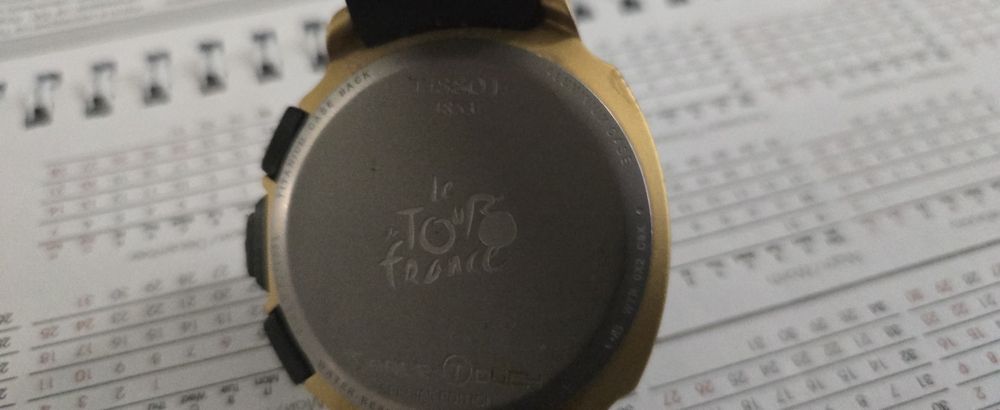 Продавам Tissot t race touch