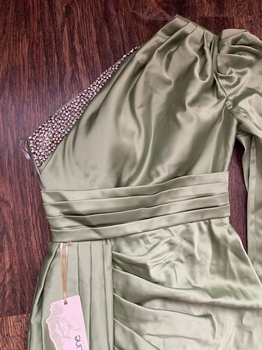 ROCHIE de ocazie deosebit de frunoasa noua