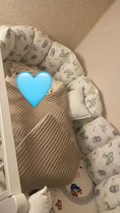 Бортики на детскую кроватку