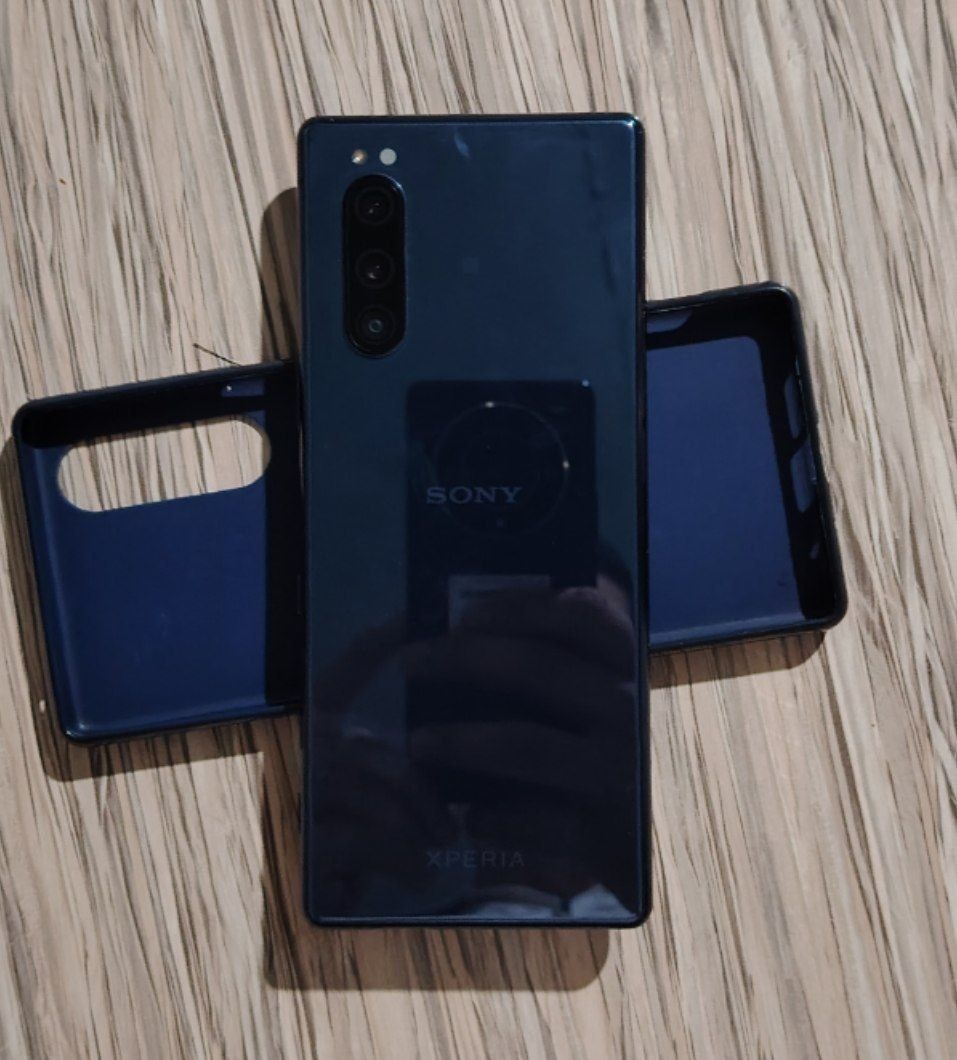 Телефон Sony Xperia 5 Mark III  чистый японский