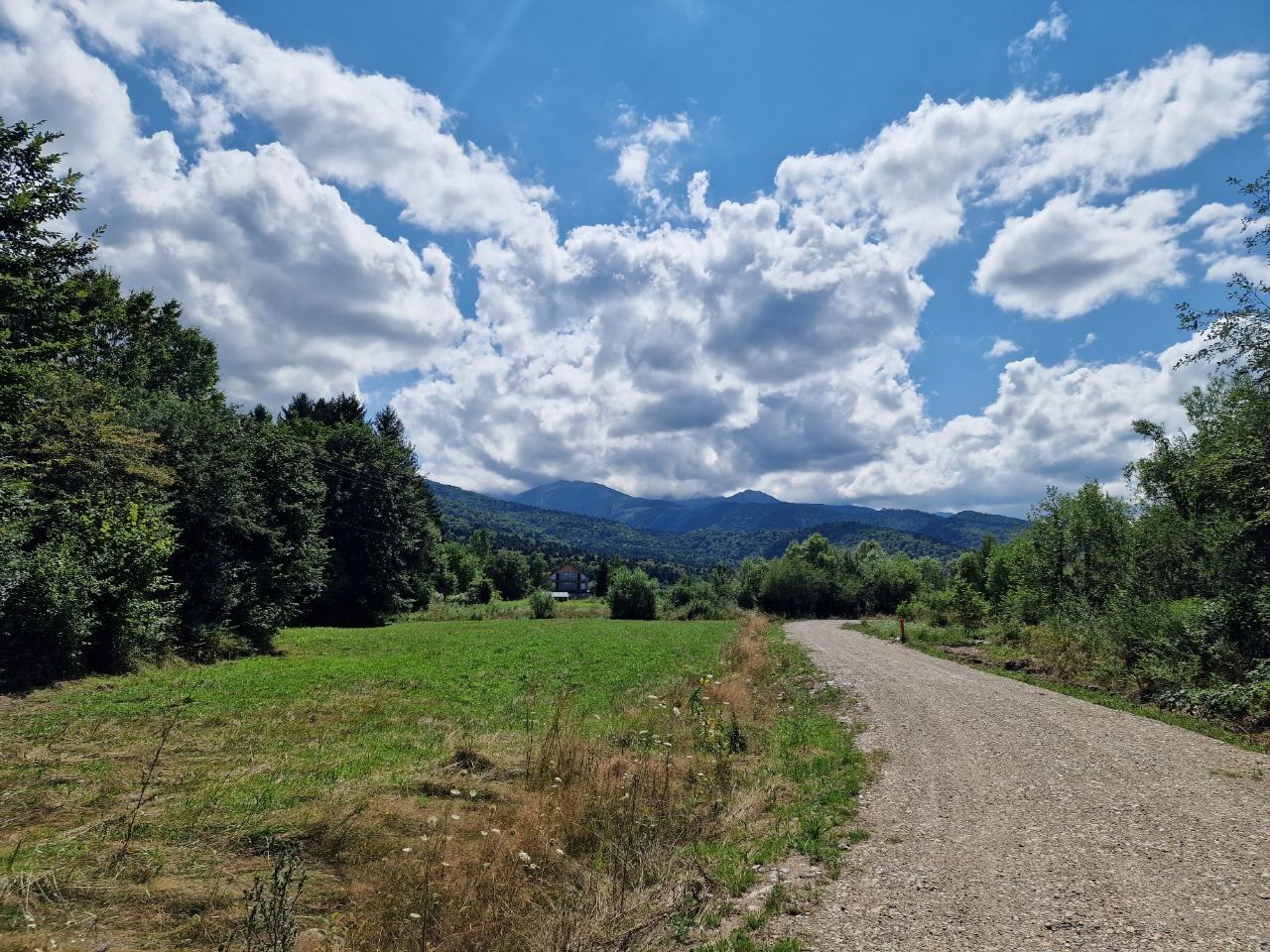 Vânzare teren intravilan Sâmbăta de Sus