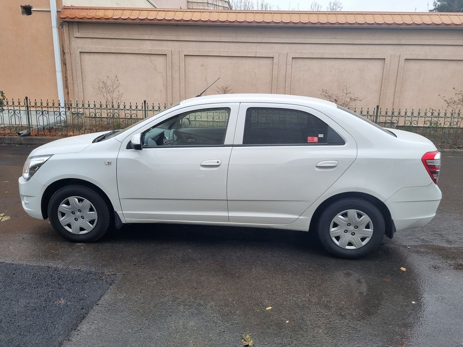 Продам свой Кобальт автомат