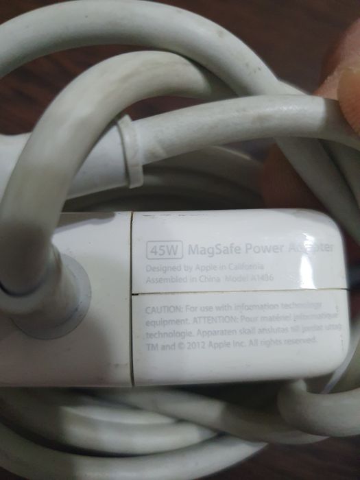 Încărcător Apple MagSafe 45W