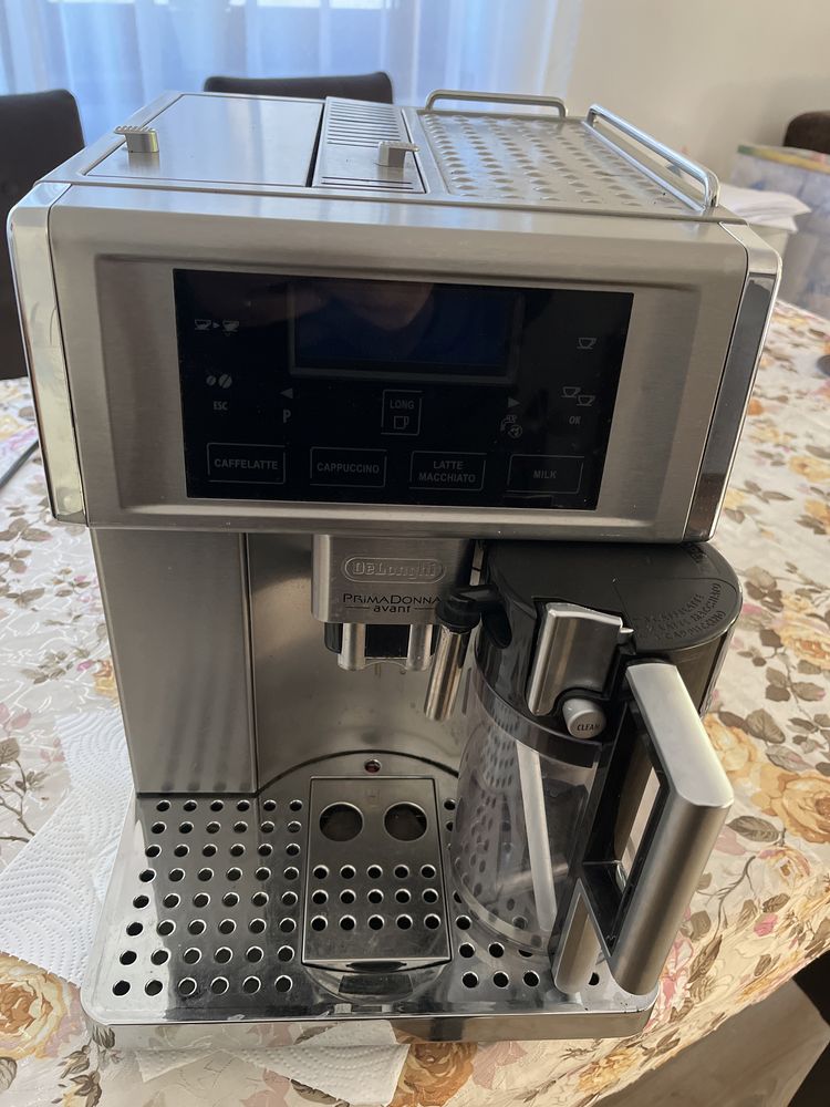 Aparat cafea DeLonghi Prima Donna Avant