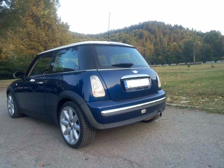 Mini Cooper 2004 останали части