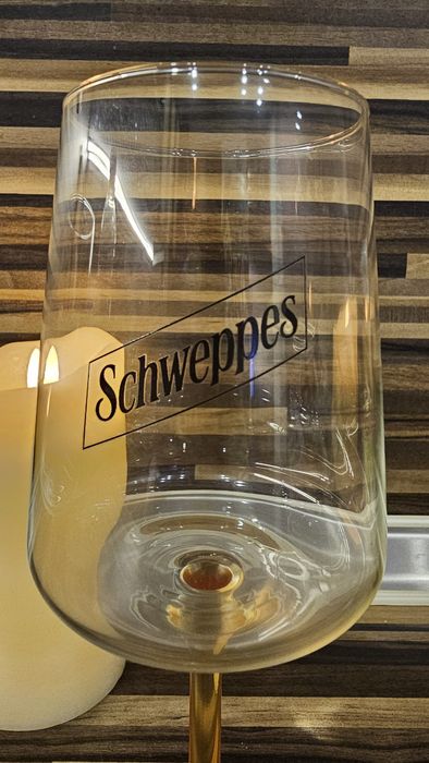 Винени чаши -2броя нови