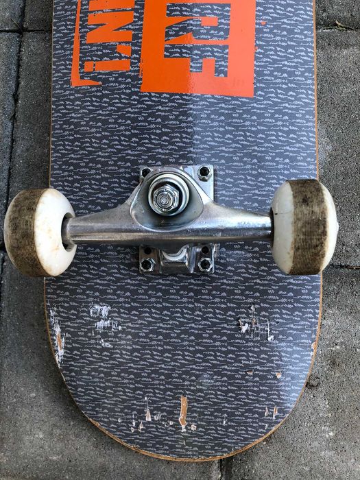 Детски скейтборд NERF, малко използван, запазен, до 100 кг. тежест