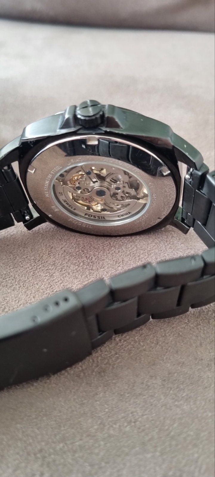 Автоматичен часовник Fossil с видим механизъм,