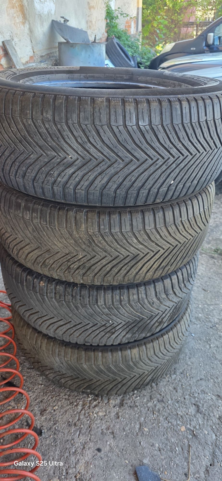 Мишелин 4 сезона 265/65R17 Michelin m+s dot 2523