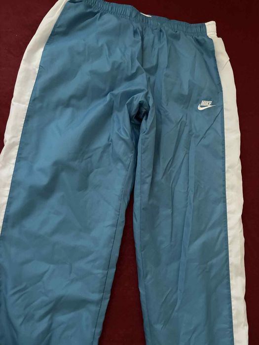 Анцунг nike чета 130 лв