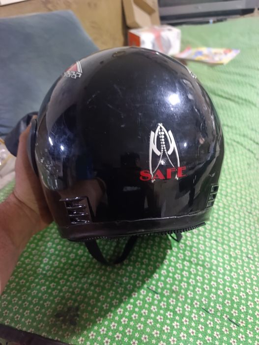Продам мото шлем