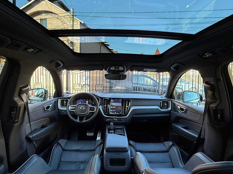 VOLVO XC 60 RECHARGE T 6 Plug In Hibryd AWD R-Desing - 2022