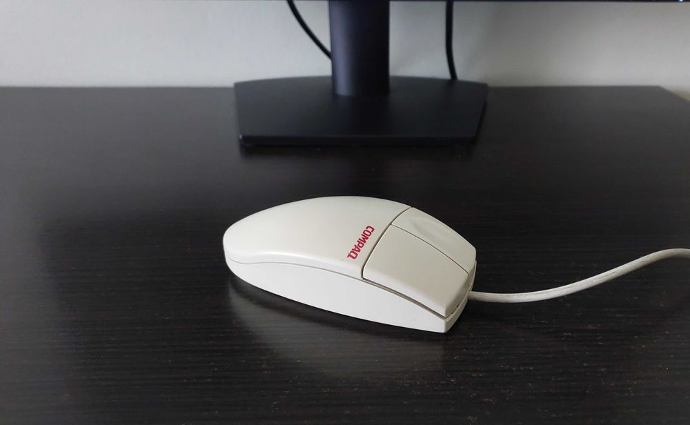 Mouse colectie vintage Dell, IBM,Compaq cu bila, incarcator IBM