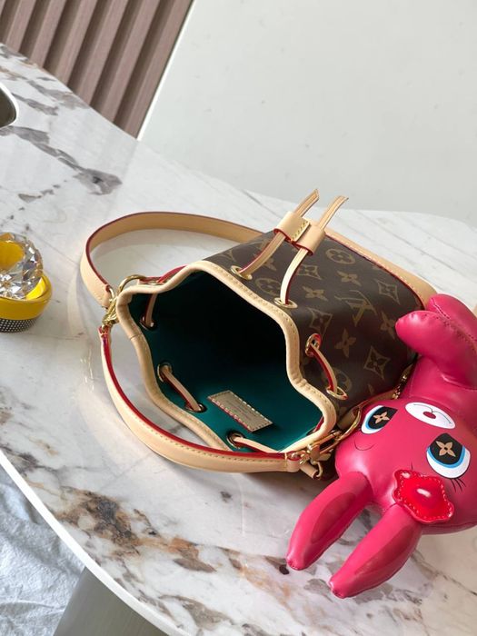 Geanta Louis Vuitton Speedy Nano