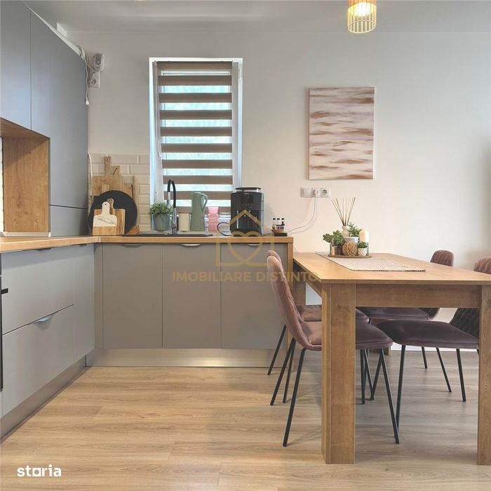 Apartament cu 3 camere si doua locuri de parcare