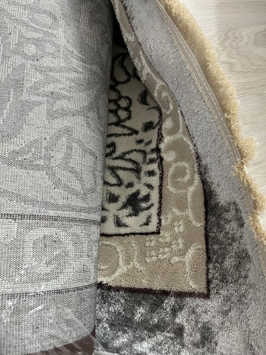 Ковер в отличном состоянии