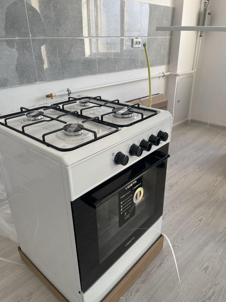 gaz plita sotiladi VESTA