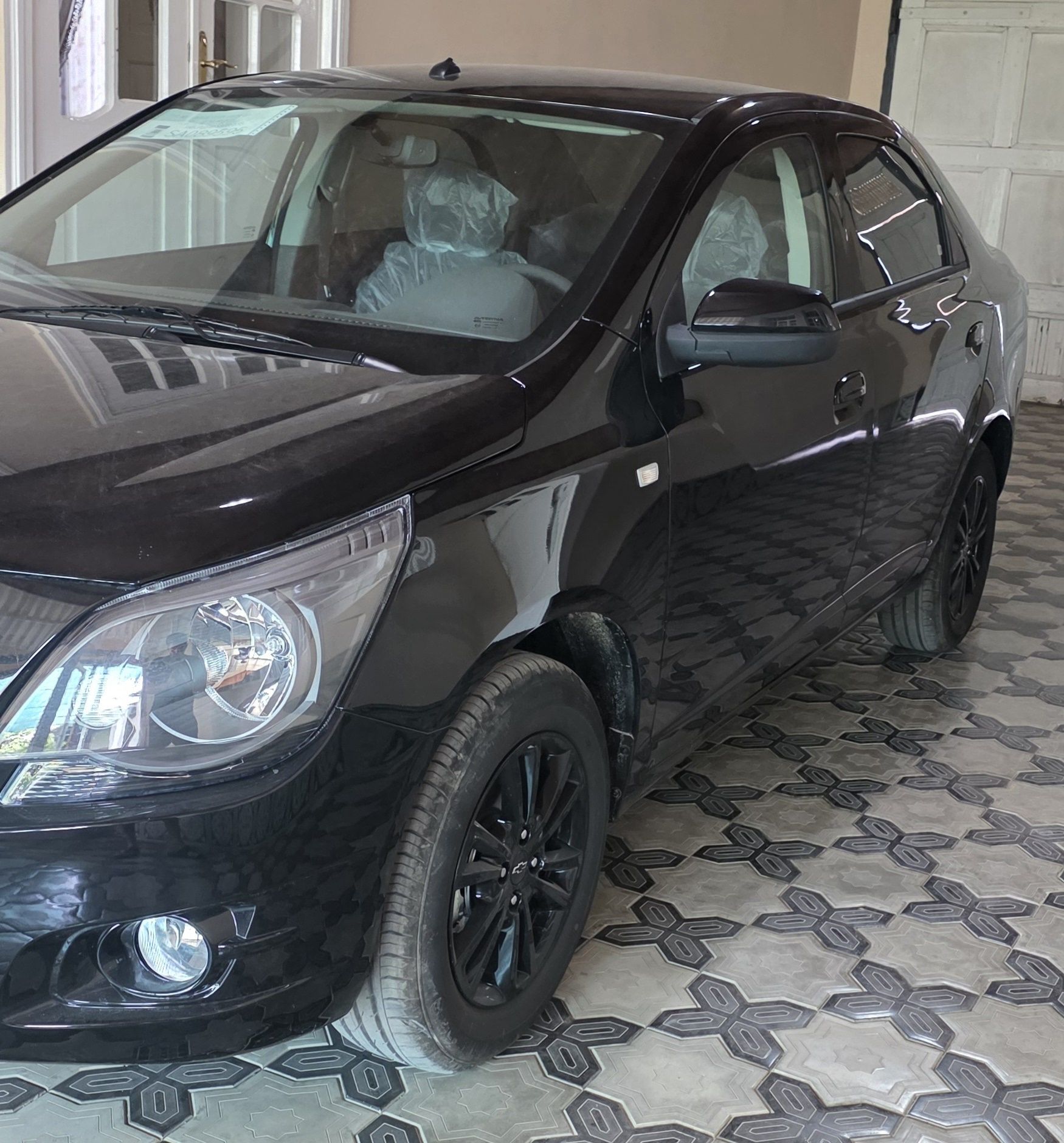 Yangi Cobalt Midnight