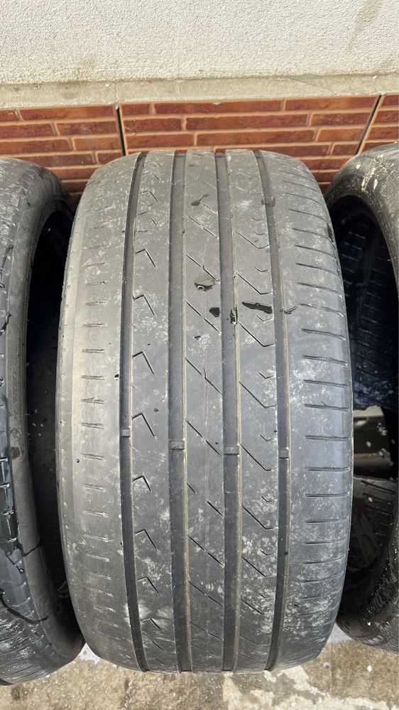 Vand 4 Anvelope 245/40R18 Vara