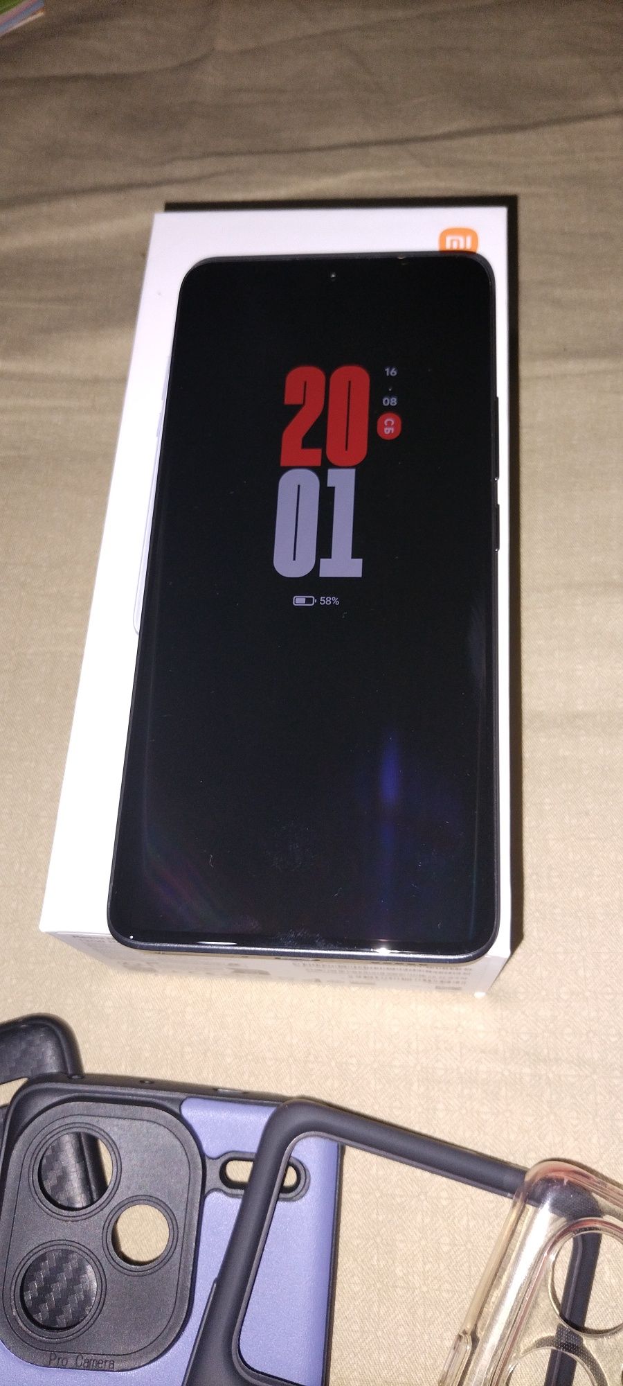 Срочно продаётся  Redmi Note 13 pro + 12/512 гб в отличном состоянии.