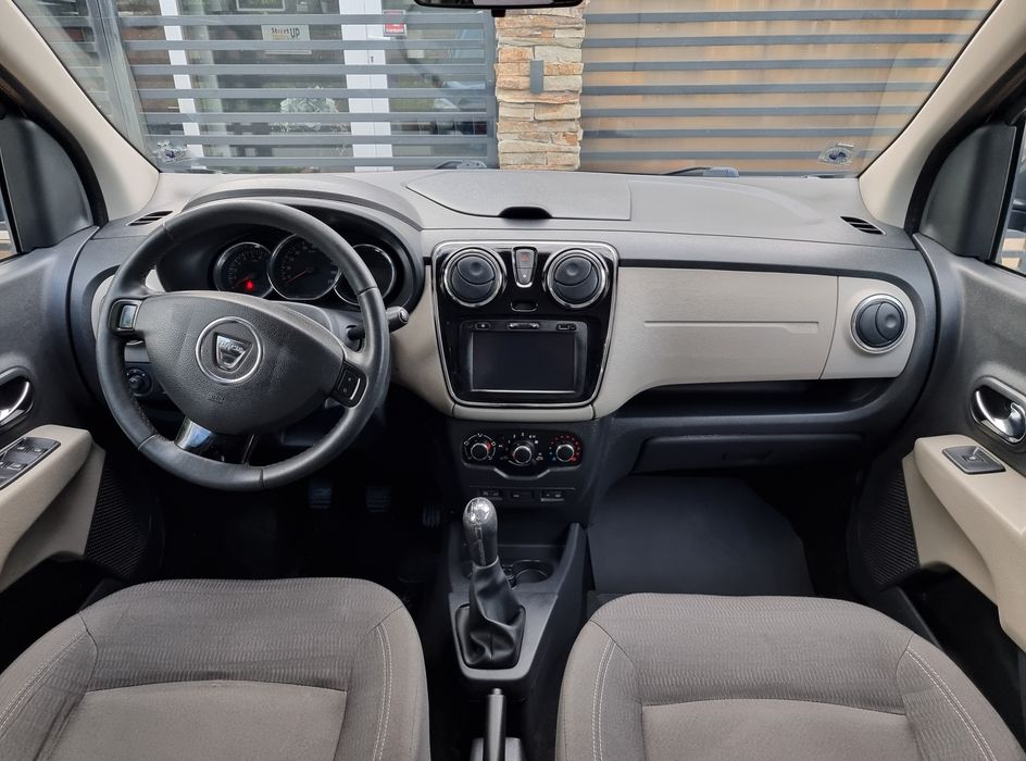 Dacia Lodgy 1.2 Benzina 7 Locuri An 2014