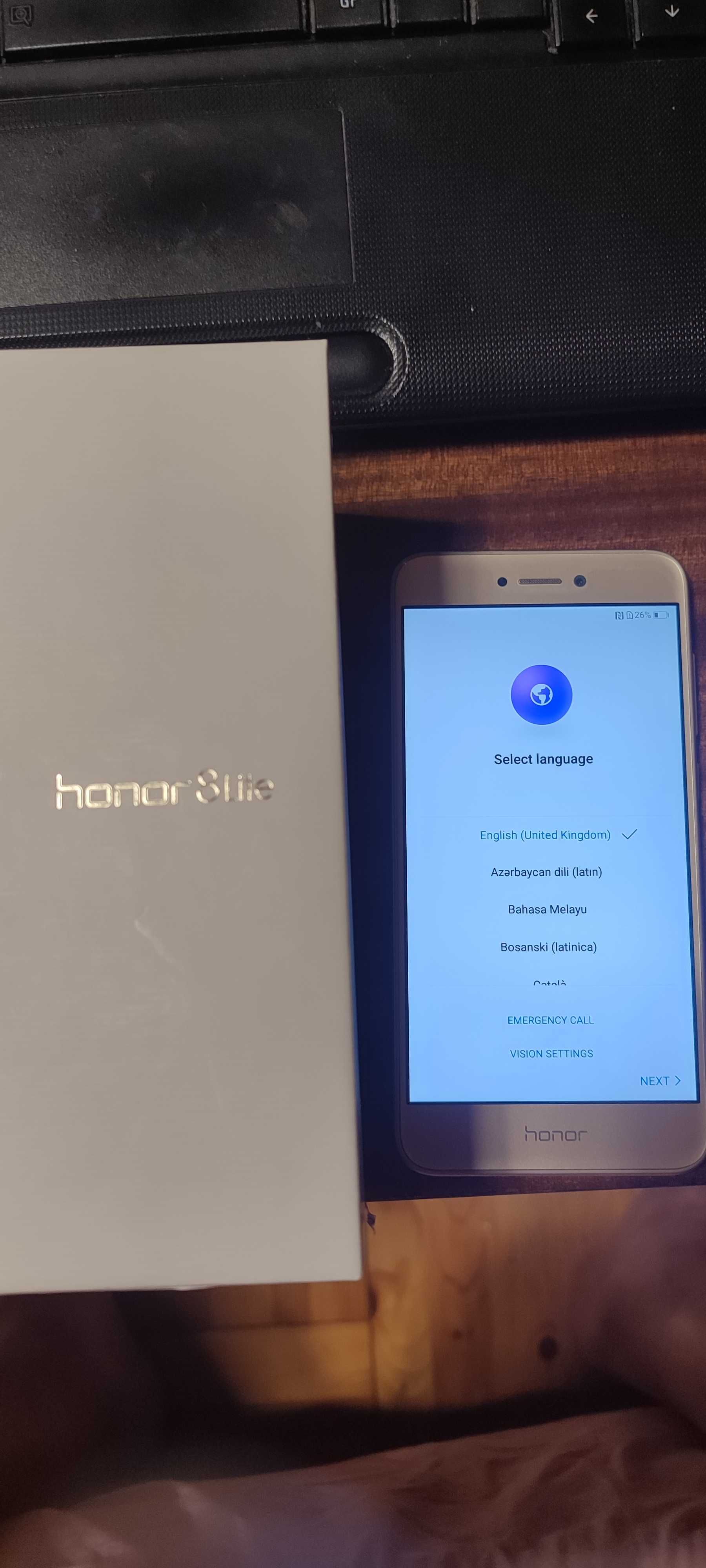 Honor 8 lite ...