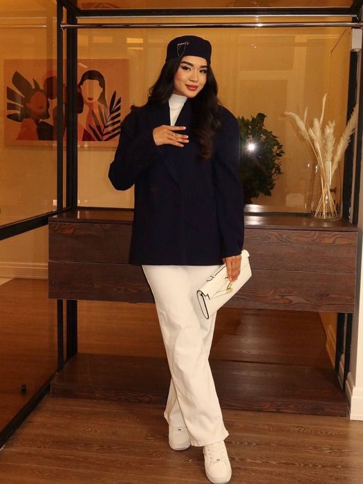 Пальто в тренде (новая)