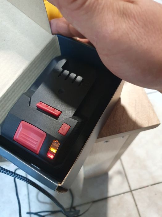 PARKSIDE® 20 V / 4 Ah интелигентна батерия »PAPS 204 А1