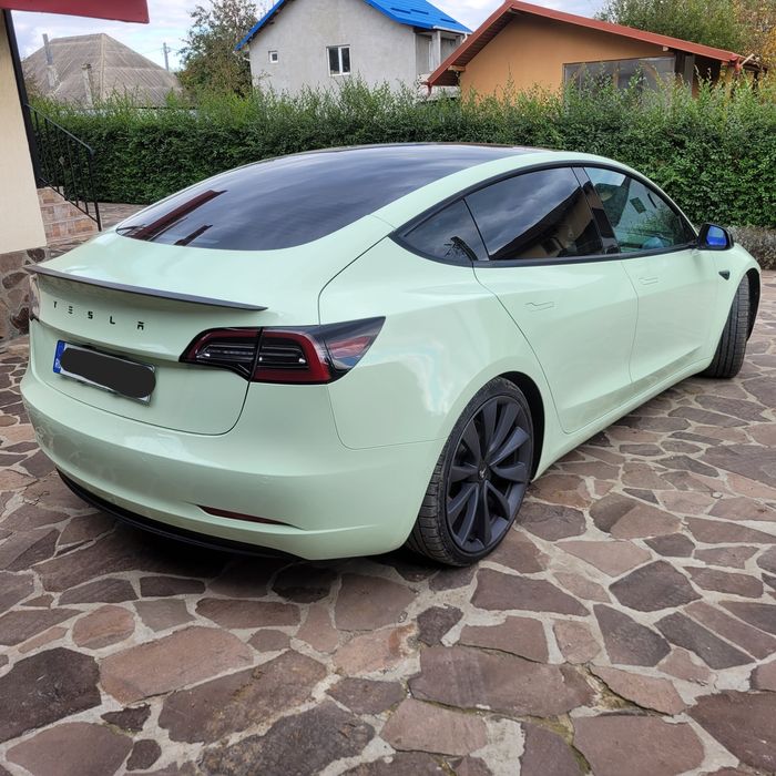 Tesla 3 SR+ facelift, an 2021 pompa caldura 142.000km, arcuri sport,