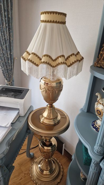 Торшер лампа со стойкой