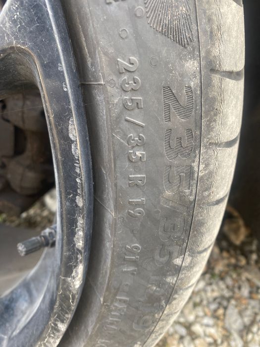 Bmw f22 гуми с джанти 19”