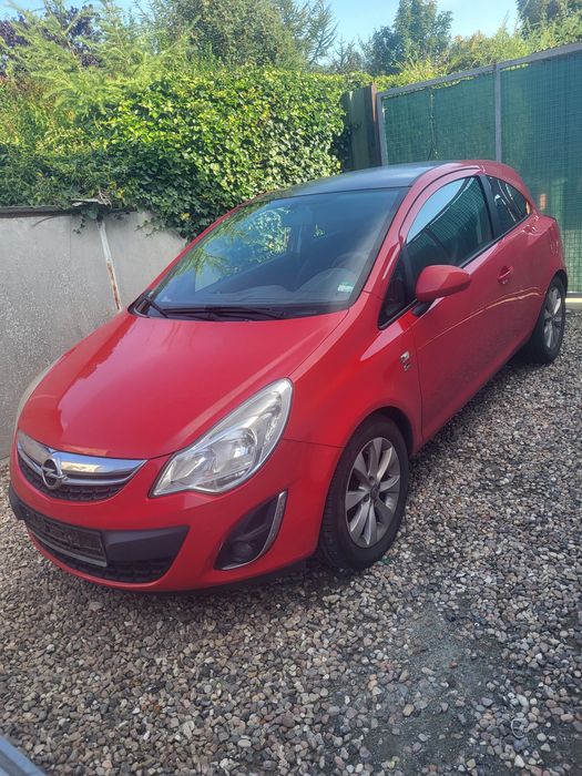 Vând Opel corsa 2012 1.4