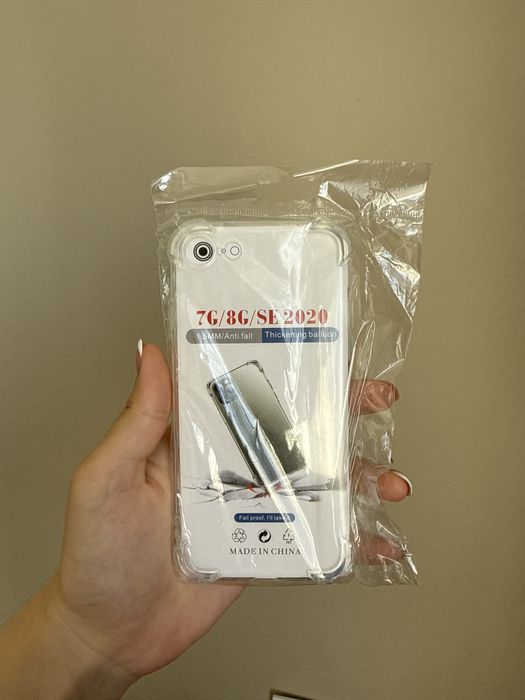 Чехол прозрачный iPhone SE