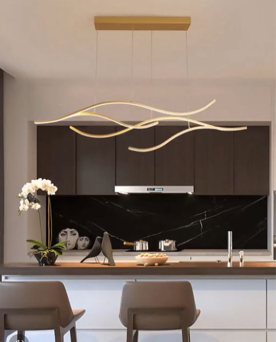 Продам люстру новую дизайнерскую