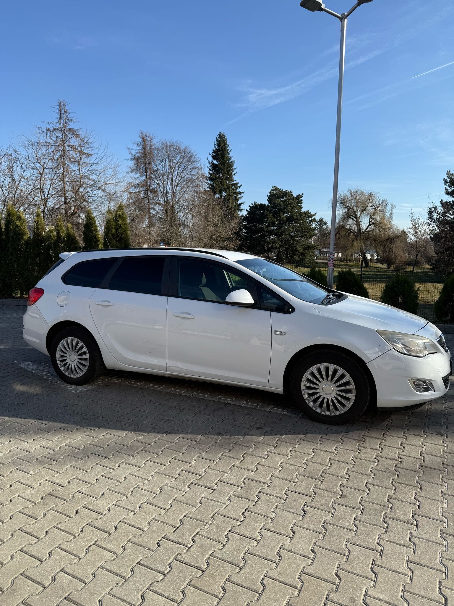Vand Opel astra J 2012