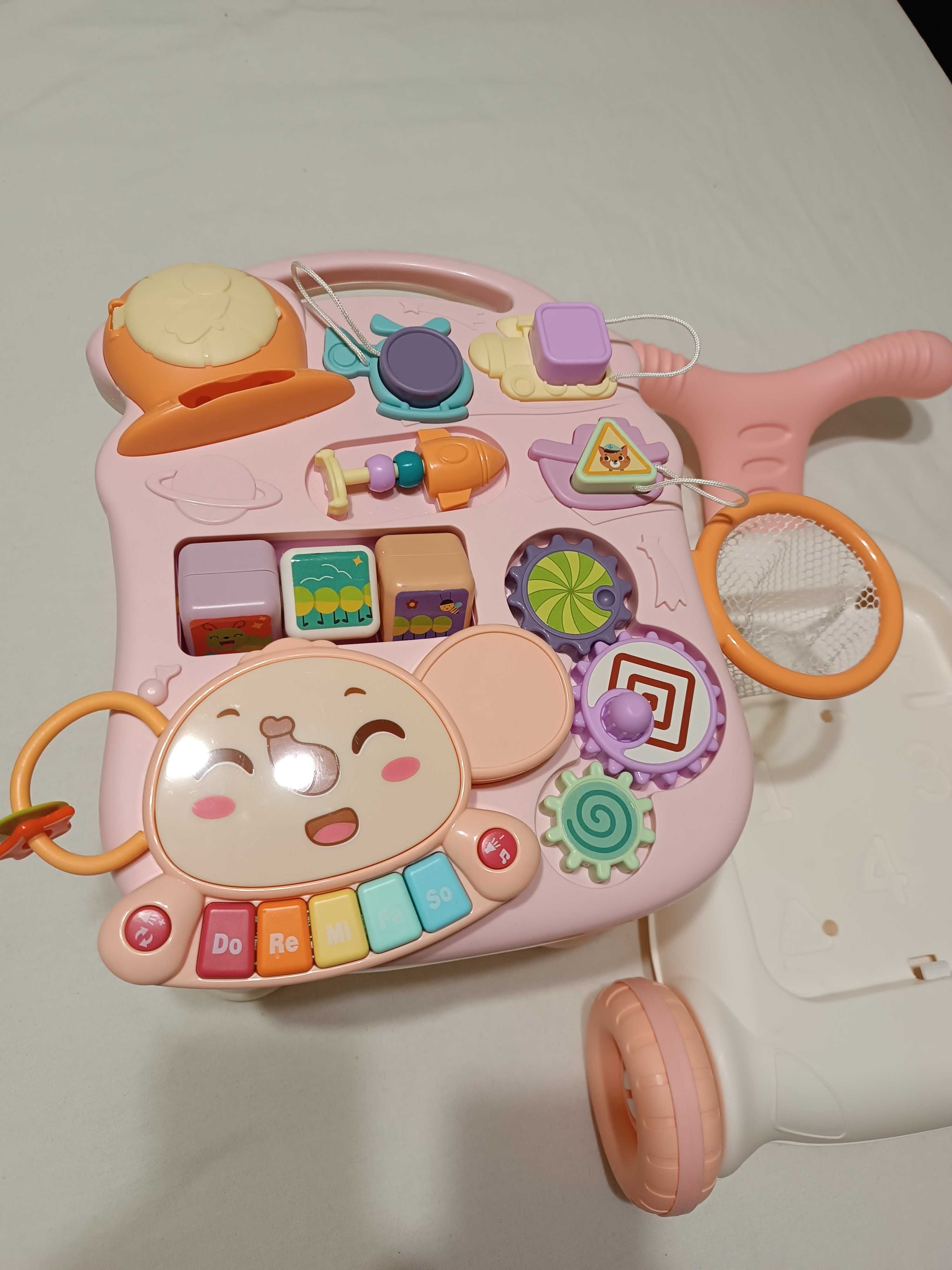 Въртележка Fisher Price и Проходилка 3 в 1 KikkaBoo