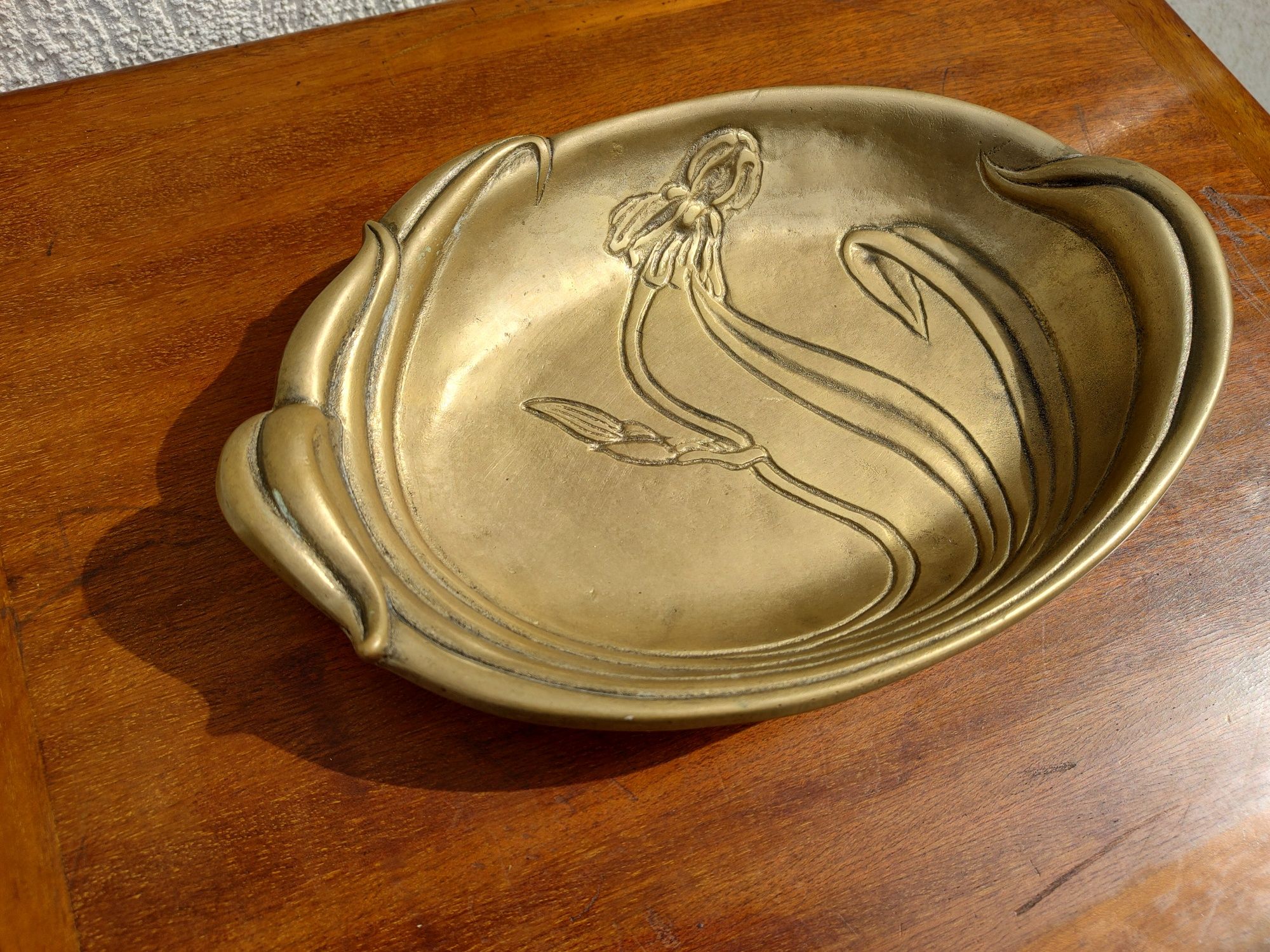 De vânzare fructiera veche din bronz stil Art Nouveau