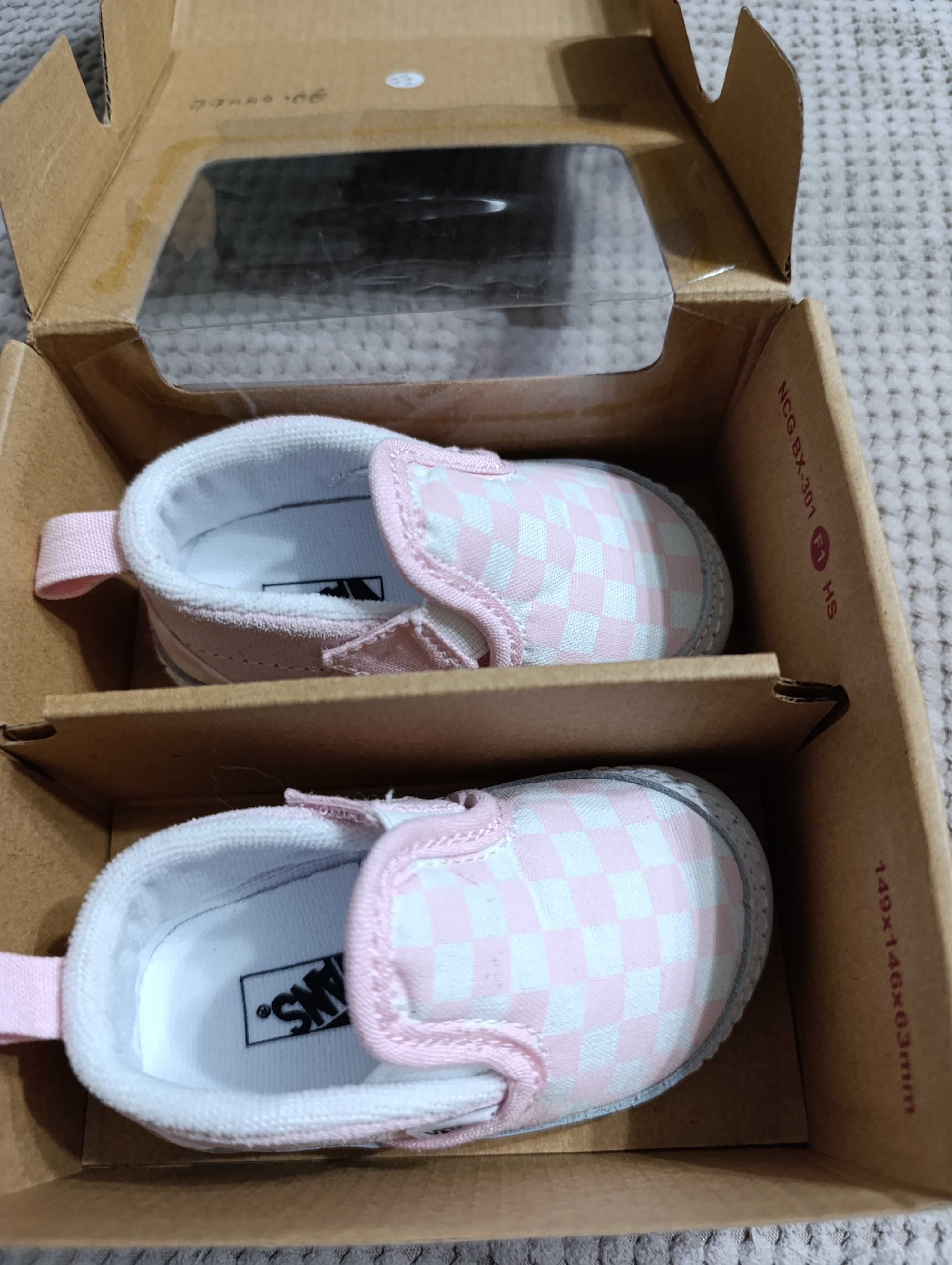 Бебешки кецове Vans