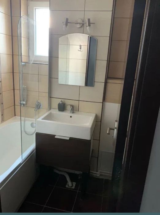 Apartament în centru,lângă ANAF,disponibil din 1 decembrie